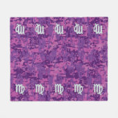 Couverture Polaire Symbole Virgo Zodiac Camouflage numérique Fuchsia  (Devant (Horizontal))