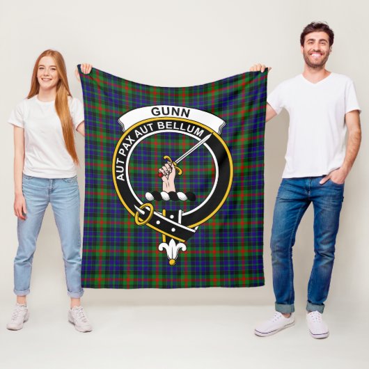 Couverture Polaire Tartan Clan Gunn (En situation)
