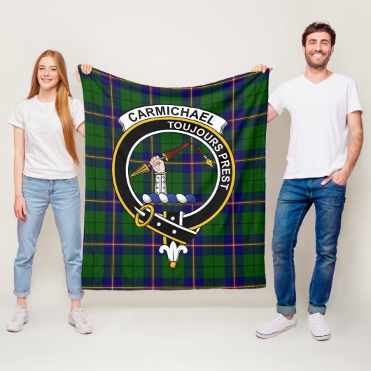 Couverture Polaire Tartan Moderne de Clan Carmichael (En situation)