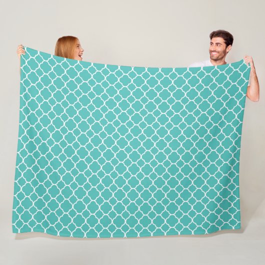Couverture Polaire Teal Quatrefoil Pattern (En situation)