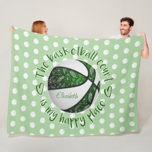 Couverture Polaire terrain de basketball vert paisible fleuri