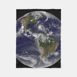 Couverture Polaire Terre Pleine Avec L'Ouragan Irène Au-Dessus Des Ba