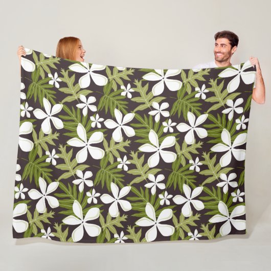 COUVERTURE POLAIRE TIARE (COMBO OLIVE) (En situation)