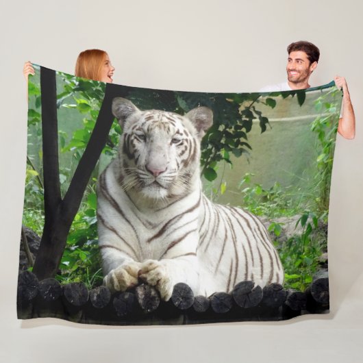 COUVERTURE POLAIRE TIGER BLANC (En situation)