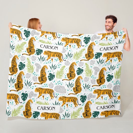 Couverture Polaire Tigres et Feuilles tropicaux, Motif de nom (En situation)