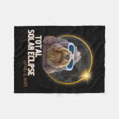 Couverture Polaire Totalité Solaire Eclipse Goldendoodle Avec Eclipse (Devant (Horizontal))