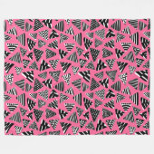 Couverture Polaire Triangles 240121 - Noir et blanc sur rose profond (Devant (Horizontal))