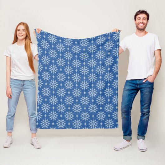Couverture Polaire Tricot Chute de Neige (En situation)