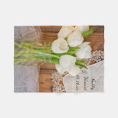 Couverture Polaire Tulipes blanches rustiques Mariage de la grange (Devant (Horizontal))