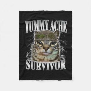 Couverture Polaire Tummy Ache Survivor Funny Cat Meme