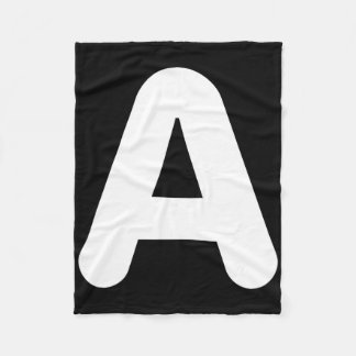 Couverture Polaire Un costume de Halloween amusant avec une lettre po