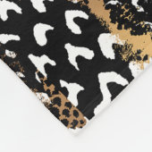 Couverture Polaire Un design abstrait qui transforme une peau animale (Coin)