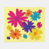 Couverture Polaire Un lit fleuri de fleurs marguerites (Devant (Horizontal))