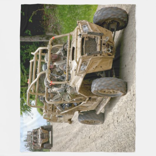 COUVERTURE POLAIRE VÉHICULES D'OPÉRATIONS SPÉCIALES AMÉRICAINES - MRZ (Devant)