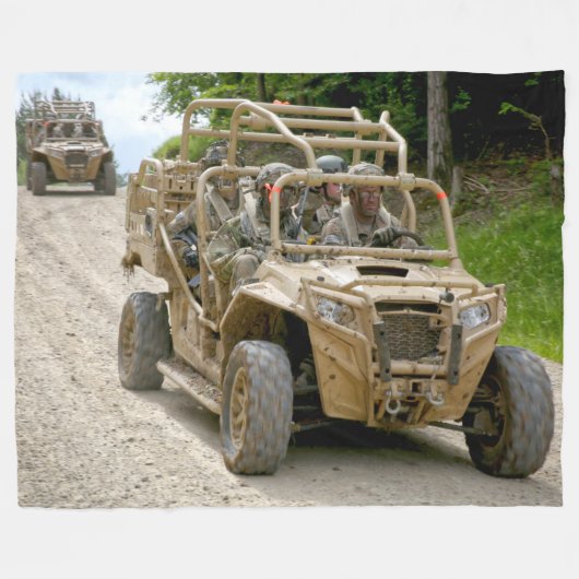 COUVERTURE POLAIRE VÉHICULES D'OPÉRATIONS SPÉCIALES AMÉRICAINES - MRZ (Devant (Horizontal))