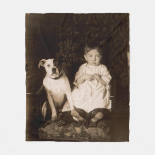 Couverture Polaire vers 1910 pitbull et bébé RPPC