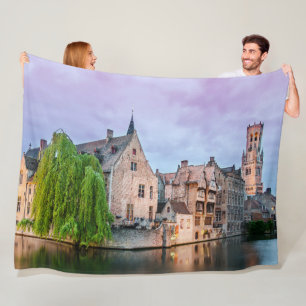 Couverture Polaire Vieille ville de Bruges et tour du Beffroi