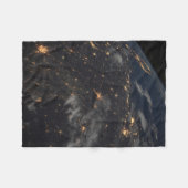 Couverture Polaire Ville Lumière La Nuit Sur La Planète Terre (Devant (Horizontal))