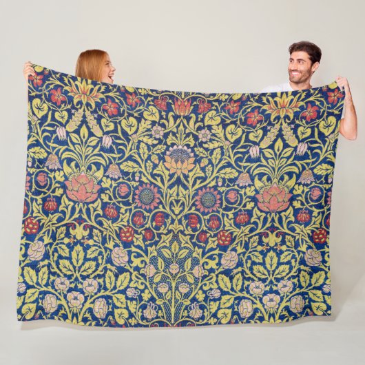 Couverture Polaire Violet et Columbine, William Morris (En situation)