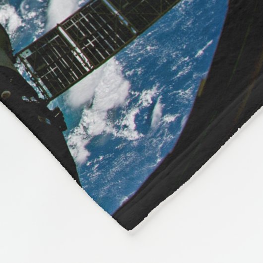 Couverture Polaire Vue De L'Ouragan Dorian. (Coin)