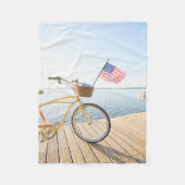 Couverture Polaire Water | Bicycle By the Lake (Devant)