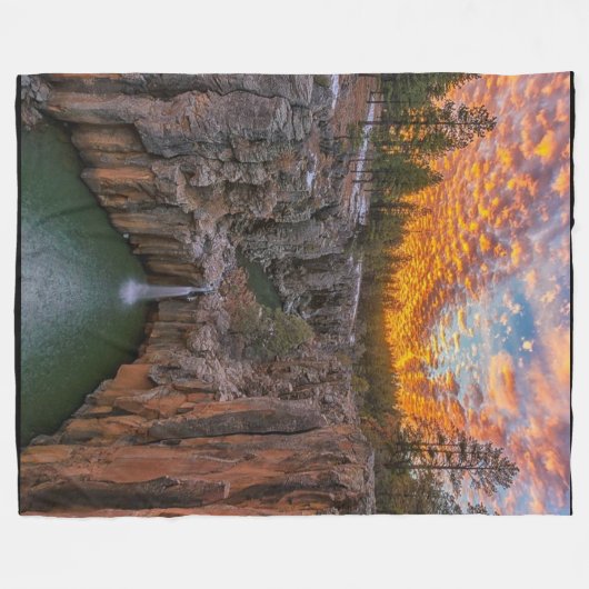 Couverture Polaire WATERFALL at SUNSET (Devant (Horizontal))