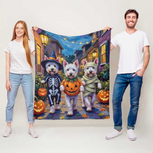 Couverture Polaire West Highland White Terrier In Halloween Costumes (En situation)