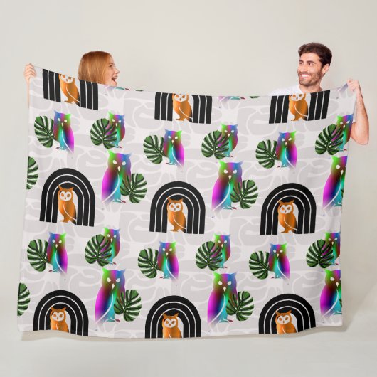 Couverture Polaire Whimsical Boho Owl & Tropical Monstera Leaf (En situation)