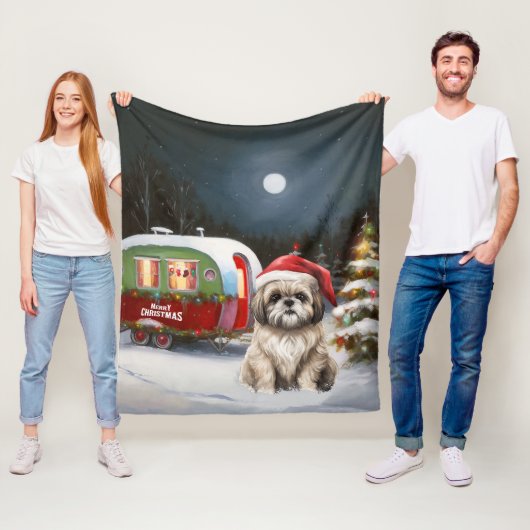 Couverture Polaire Winter Havanese Caravan Christmas Adventure (En situation)