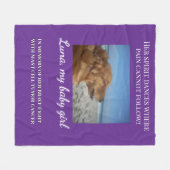 Couverture Polaire Wrapped in Her Gentle Light (Devant (Horizontal))