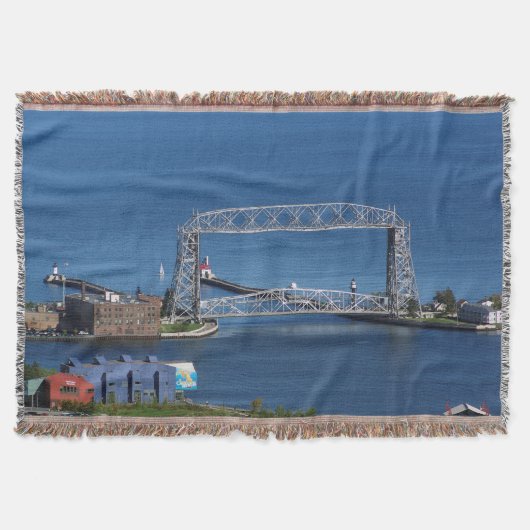 Couverture Pont de levage aérien de Duluth lancer une couvert (Devant)