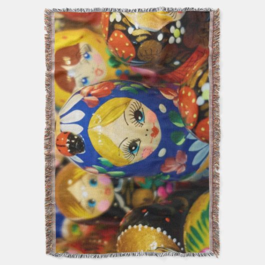 Couverture Poupées de nidification russes (devant Vertical)