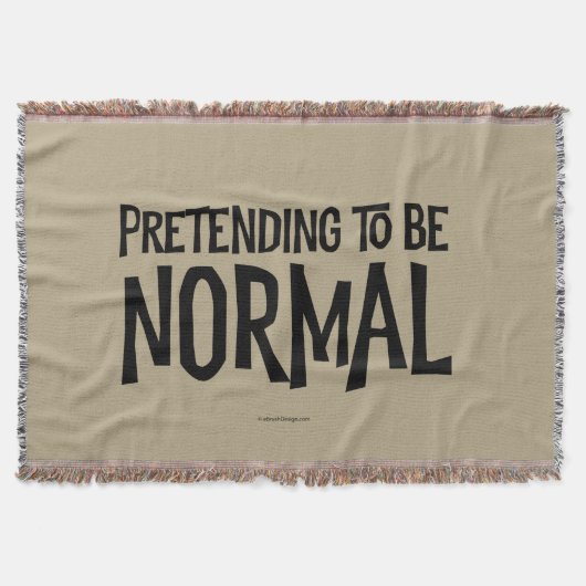 Couverture Pretending To Be Normal (Devant)