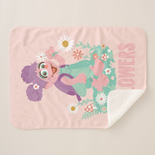 Couverture Sherpa Abby Cadabby | Arrêtez et sentez les fleurs (Devant (Horizontal))