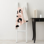 Couverture Sherpa Abstrait moderne léopard sans couture motif. Anima (En situation)