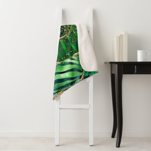 Couverture Sherpa Agate Poster de animal Safari vert (En situation)