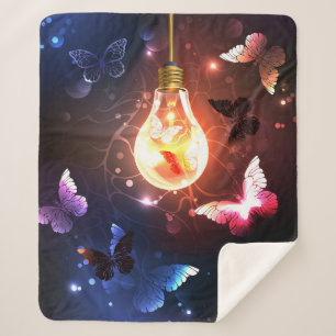 Couverture Sherpa Ampoule lumineuse avec papillons nocturnes