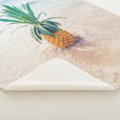 Couverture Sherpa Ananas sur la plage le matin (3/4)