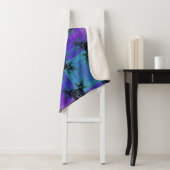 Couverture Sherpa Aqua et Lilac Fractal Joy Sherpa Blanket (En situation)