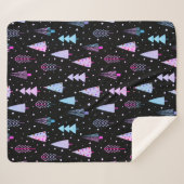 Couverture Sherpa Arbres de Noël modernes violet rose Motif noir (Devant (Horizontal))