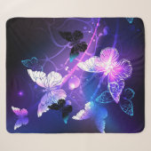 Couverture Sherpa Arrière - plan avec papillons de nuit (Devant (Horizontal))