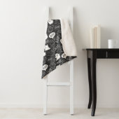 Couverture Sherpa B&W Cute Doodle Halloween Motif (En situation)
