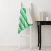 Couverture Sherpa Bandes d'ombre vertes (En situation)