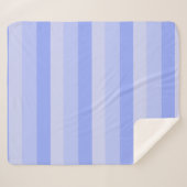 Couverture Sherpa Bandes ombres dans les tons bleu perwinkle (Devant (Horizontal))