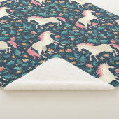 Couverture Sherpa Beau motif magique de licorne (3/4)