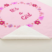 Couverture Sherpa Bébé rose Papillons et fleurs personnalisés (3/4)
