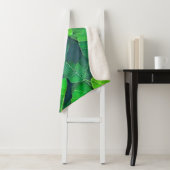 Couverture Sherpa Belle Motif Feuille verte (En situation)