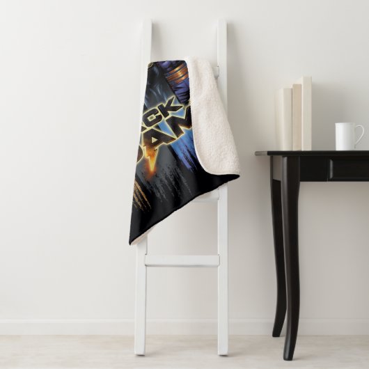 Couverture Sherpa Black Adam Characters In Stripes Graphic (En situation)