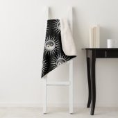 Couverture Sherpa Black Starburst Yin Yang (En situation)