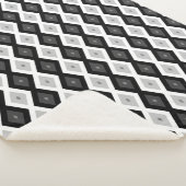 Couverture Sherpa Black, white and grey diamond pattern (3/4)